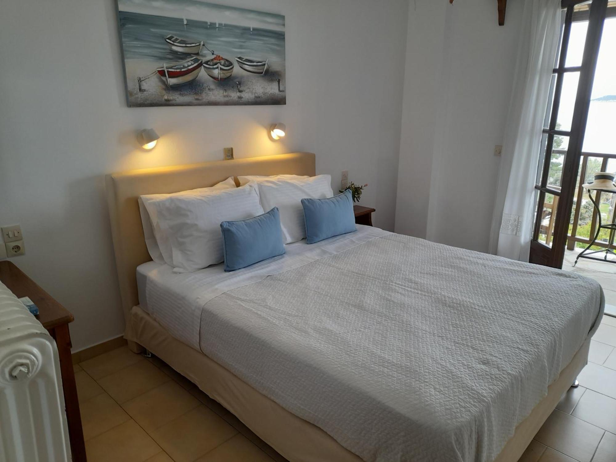 Lilian Beachfront Apartments Нео-Клима Экстерьер фото