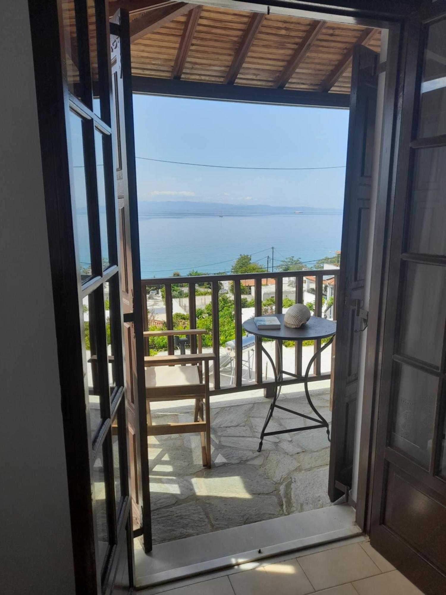 Lilian Beachfront Apartments Нео-Клима Экстерьер фото