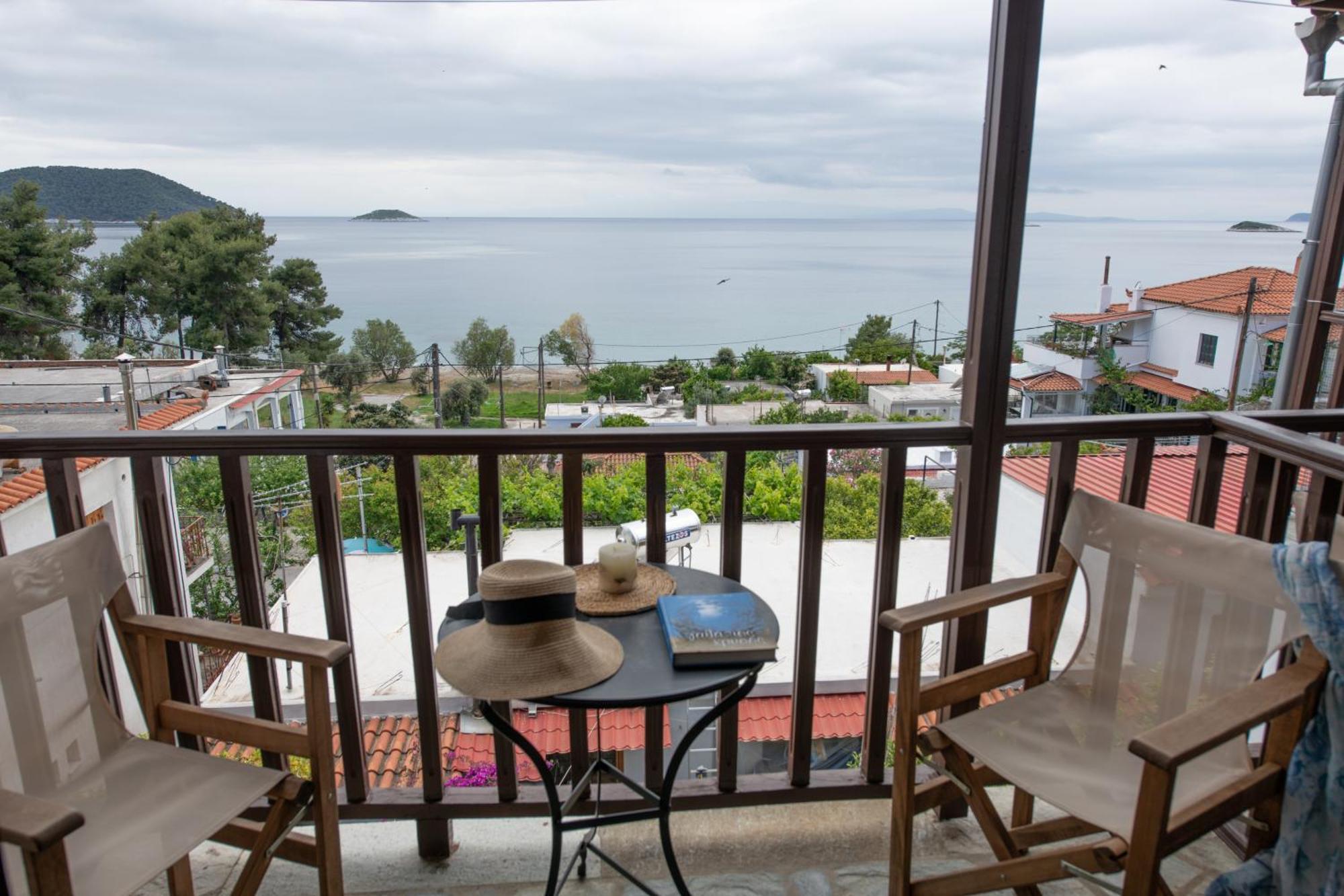 Lilian Beachfront Apartments Нео-Клима Экстерьер фото